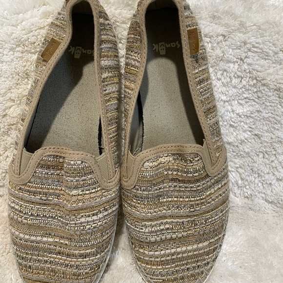Sanuk ladies‎ slip on shoes - Picture 1 of 5